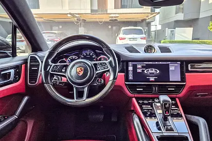 صورة 10 لـ 2020 Porsche CAYENNE