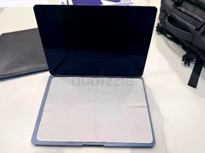 MacBook AirM4 13Inch New above 6months warranty
