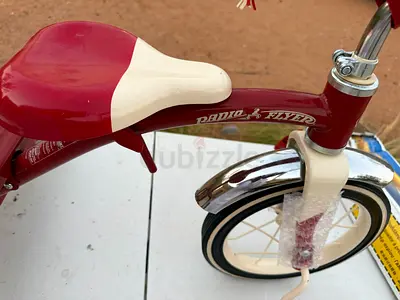 Red Radio Flyer kids tricycle - good condition