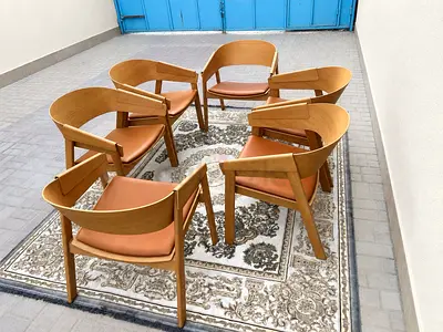 Selling Muuto 6 dining chairs