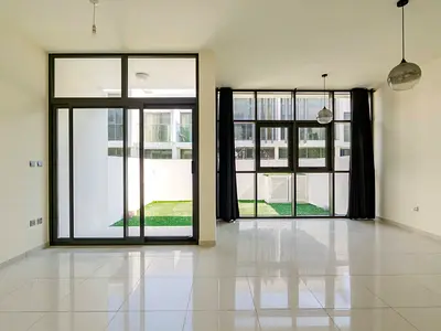Unfurnished 4BR | Ready To Move | Close To Mall