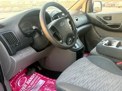 2017 Hyundai H1 photo 5