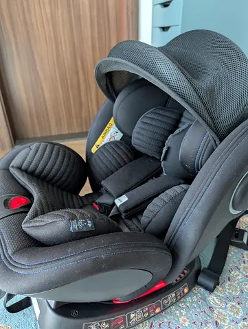 Chicco 4 way Fix Air, Convertible car seat, Group 0+ up to 12 years old