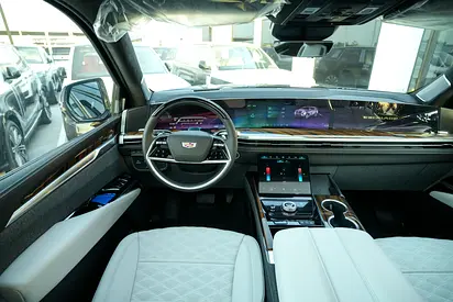 صورة 10 لـ 2026 Cadillac ESCALADE