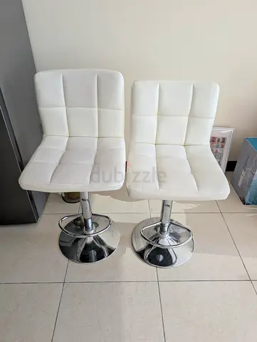 Chairs, for bar adjustable in white