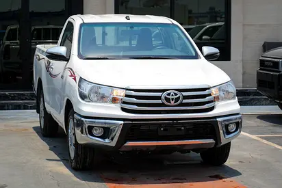 Toyota Hilux 4X2 Single Cab 2.7L Base 2025