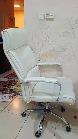 Free white leather office chair