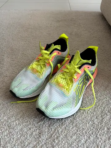 Used women's running shoes - size 40 (feels 39) light green/yellow