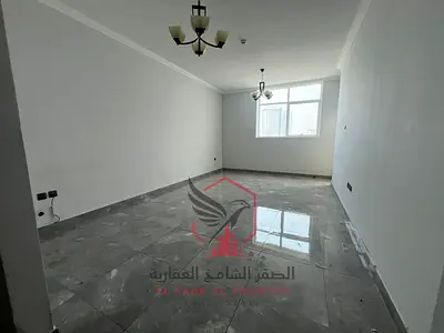 قمة الفخامة 3 غرف وصالة ثاني ساكن بالمجاز 2 ببلكونة وإطلالات زجاجية مفتوحة وجيم ومسبح وباركن مجاني