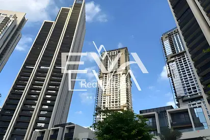 TOP FLOORS | SEA AND SKYLINE VIEW | Q3 2027 COMPLETE