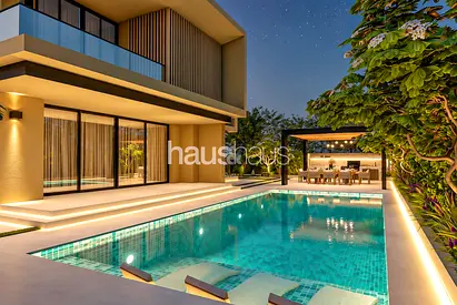 Upgraded Garden | Private Pool | Lift