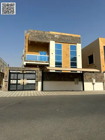 Villa for rent in Al Yasmeen, Ajman – 5 master bedrooms, a majlis, and a large family living area.
