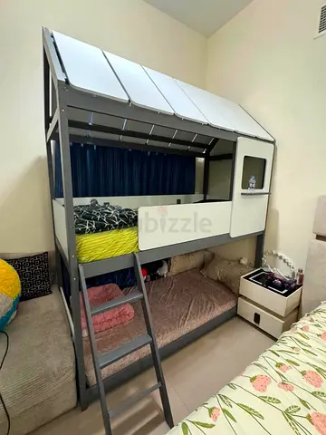 Kids Bunk Bed with Playhouse Roof and Ladder - Grey & White