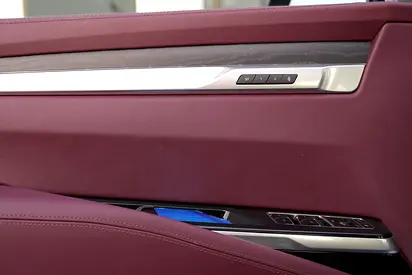 2026 Cadillac ESCALADE — миниатюра 17