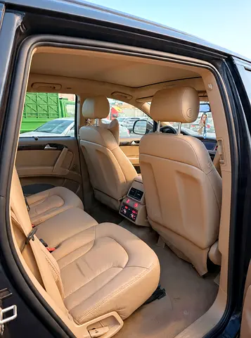 2009 AUDI Q7 photo 4