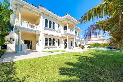 SEA VIEW | LANDSCAPED GARDEN | HUGE VILLA | VACANT