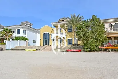 Family Villa | Burj Al Arab View from Garden Homes