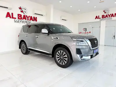 نيسان باترول بلاتينيوم V6 رمادي / زعفراني 2017 (خليجي)
