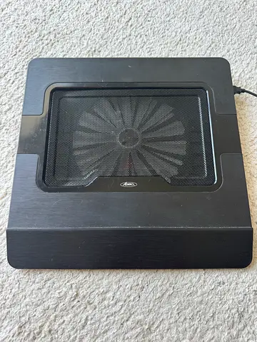 Laptop cooling pad with large fan - used
