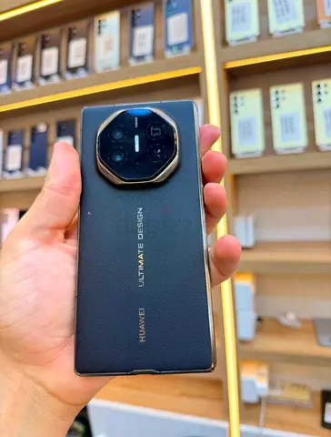 Huawei Mate Xt Ultimate Tri Fold 16/512GB
