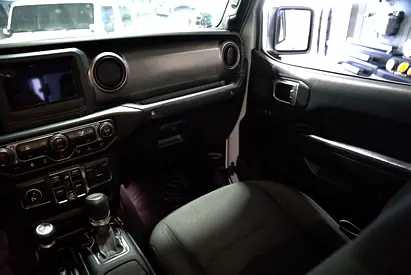 صورة مصغرة 13 لـ 2021 JEEP GLADIATOR