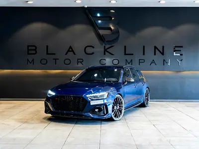 BUY NOW, PAY 2027 | THE BLACKLINE STANDARD | 2028 Warranty + Service, Low KMs, GCC