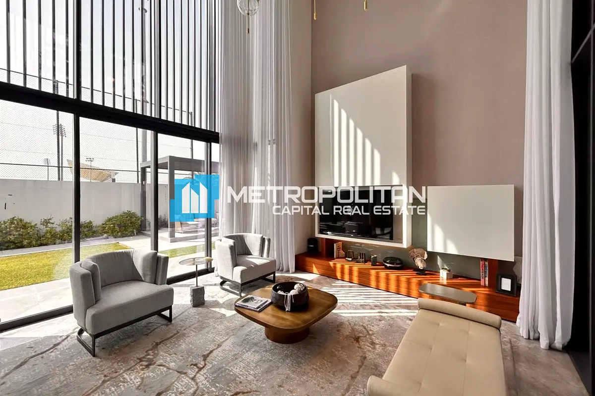 Single Row| Corner Villa| 4BR+Maids Room| Al Sidr