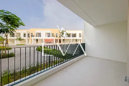 COMMUNITY VIEW | PRIME LOCATION | MODERN