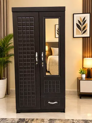 Hi I want to sale 2 door cabinet brand new available