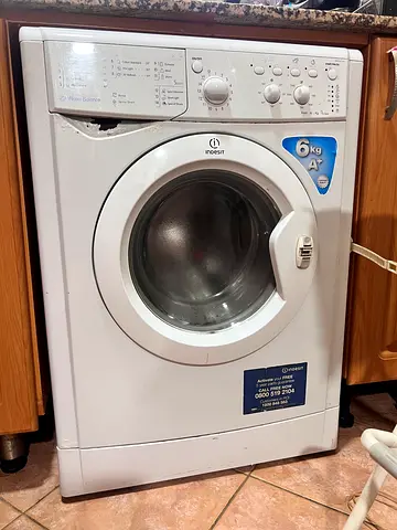 Indesit 6kg Front Load Washing Machine - Good Working Condition