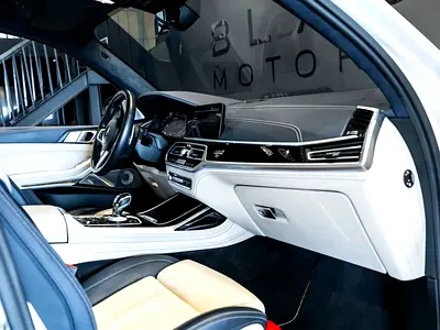 2022 BMW X7 — миниатюра 13