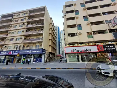 2000 SRFT,SHOWROOM AVAILABLE FOR RENT GOOD FOR MEDICAL CENTER AND PHARMACY,GARMENT SHOWROOM,TYPING