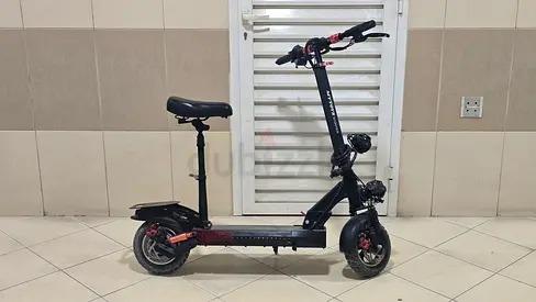 Electric Scooter with Seat - Perfect working Condition