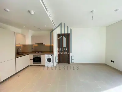 Higher Floor - 2 Bed Room - Close to School & Mall