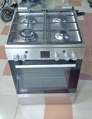 Bosch full gas 60 by 60 cm latest model like new condition perfect