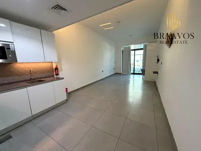 KITCHEN EQUIPPED | BIG LAYOUT | VACANT