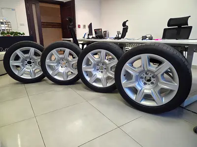 Genuine Rolls-Royce Ghost 20" 7-Spoke Alloy Wheels with Brand New Tyres – Set of 4