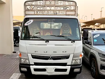 * Make & Model: Mitsubishi Canter 2022 GCC