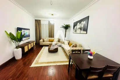 Furnished | Vacant | Closed Kitchen