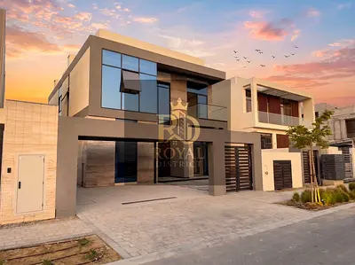SUPER DISTRESS DEAL | FREE SERVICE CHARGE FOR 5 YEARS | 5 BEDROOMS VILLA | LARGE PLOT SIZE | STYLIS