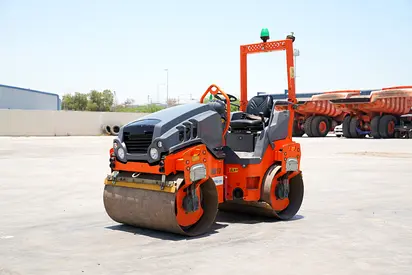 2018 Hamm HD 12 VV Tandem Roller | 2.66 Ton | 40 kN Impact force | Custom paid | PRICE - AED 18,400