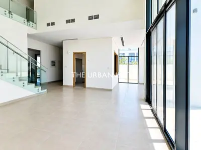 Landscaped | Large Corner Plot | Vacant | VASTU