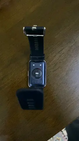 Huawei fit bit watch barely used works well