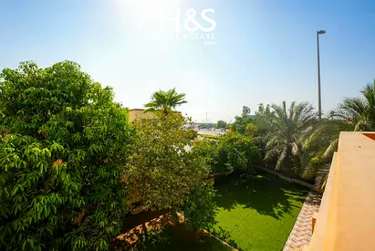 Exclusive, 3Bed,Heritage, 7500 Sqft, Corner Plot
