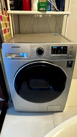 Samsung Front Load Washer Dryer Combo - 7kg / 8kg Silver (Good Working Condition)