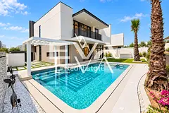 PRIVATE POOL | HIGH-END LANDSCAPING | VACANT