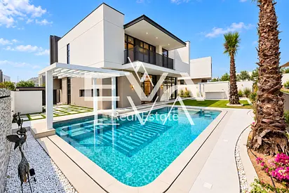 PRIVATE POOL | HIGH-END LANDSCAPING | VACANT