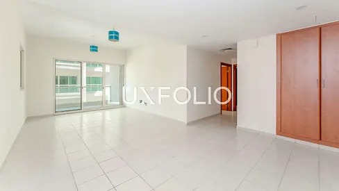 Vacant | Corner Unit | Large 2 Bedroom