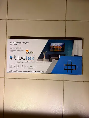 Fixed wall mount
