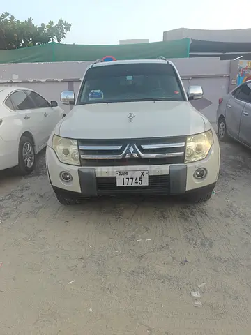 2008 Mitsubishi Pajero GLS GCC Specs